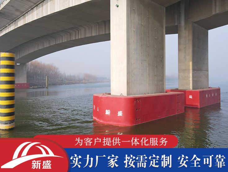 自浮式復(fù)合材料消能柔性公路防撞設(shè)施