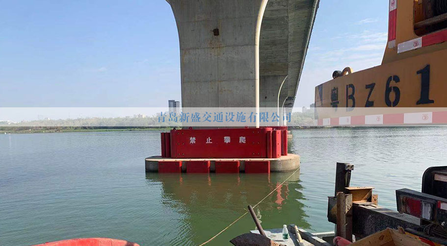 橋梁防撞設(shè)施是如何用‘隱形護盾’抵御萬噸巨輪的致命撞擊